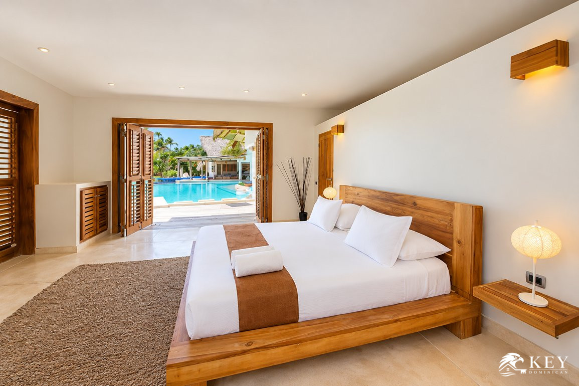 13-Bedroom Beachfront Villa for Sale in Las Terrenas — Photo 9