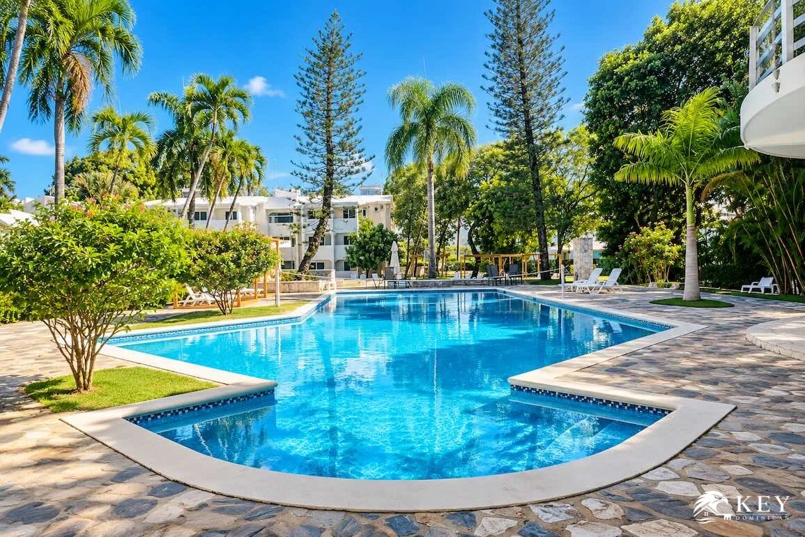 Estudio en Venta en el Centro de Cabarete — Piscina