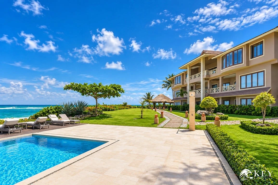 Oceanfront 3-Bedroom Condo for Sale on Kite Beach, Cabarete — Pool