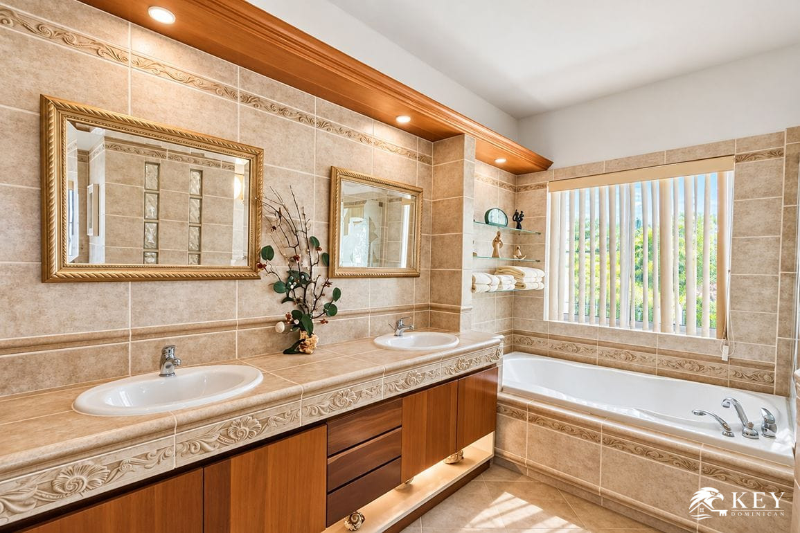 Luxury Ocean View Villa for Sale in Cabrera, Dominican Republic — Photo 4