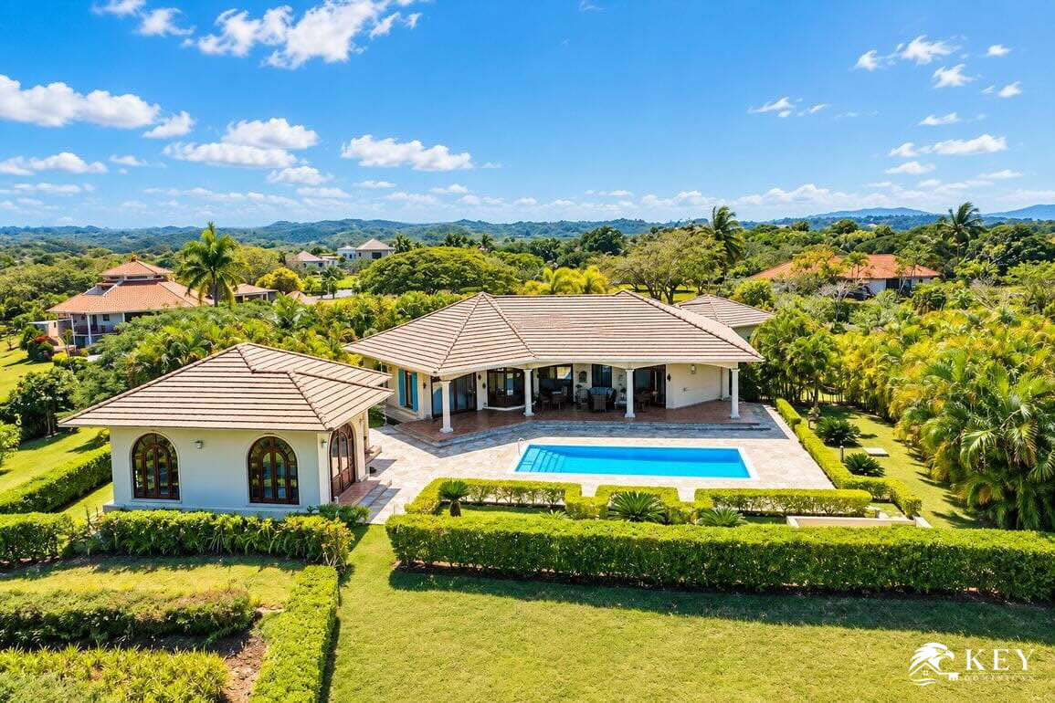 3-Bedroom Ocean View Villa for Sale in Haciendas El Choco, Sosúa — Photo 11