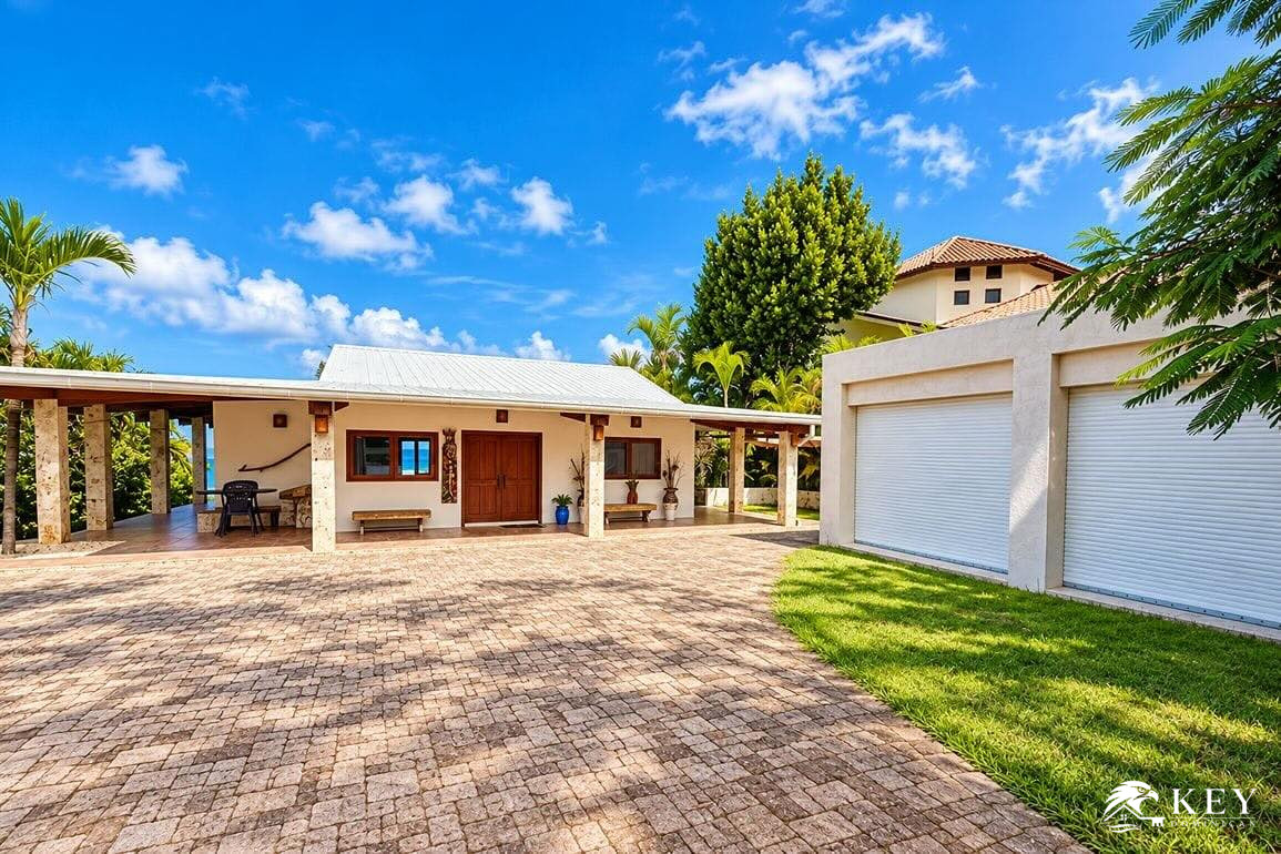 Oceanfront Villa for Sale in Río San Juan, Dominican Republic — Photo 12