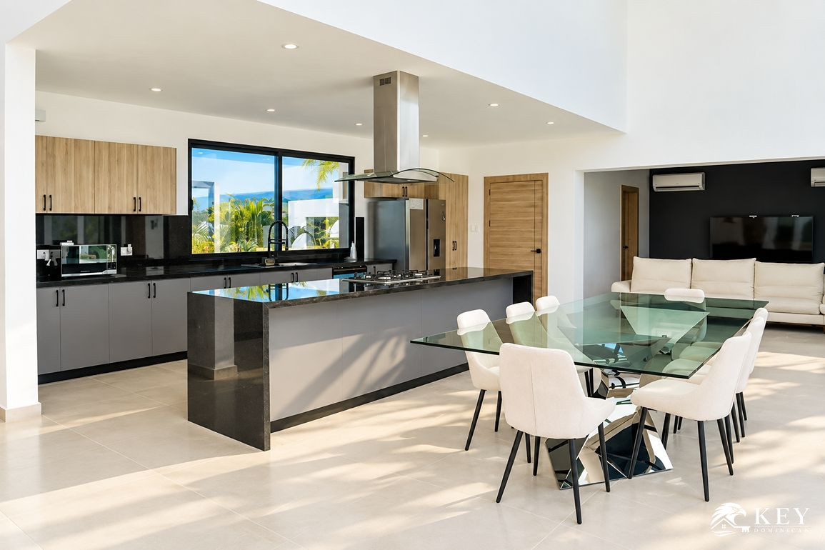 5-Bedroom Villa for Sale in Sosua Ocean Village, Sosua — Photo 1