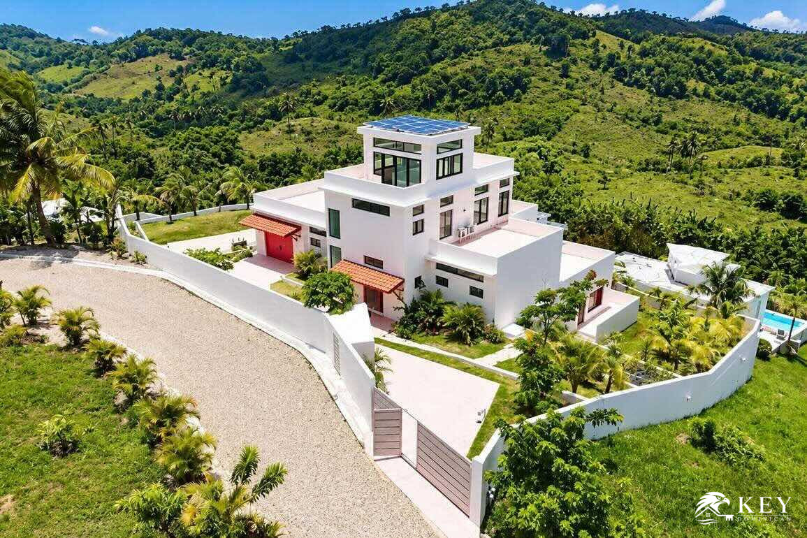 Modern 5-Bedroom Luxury Villa for Sale in Río San Juan — Photo 8