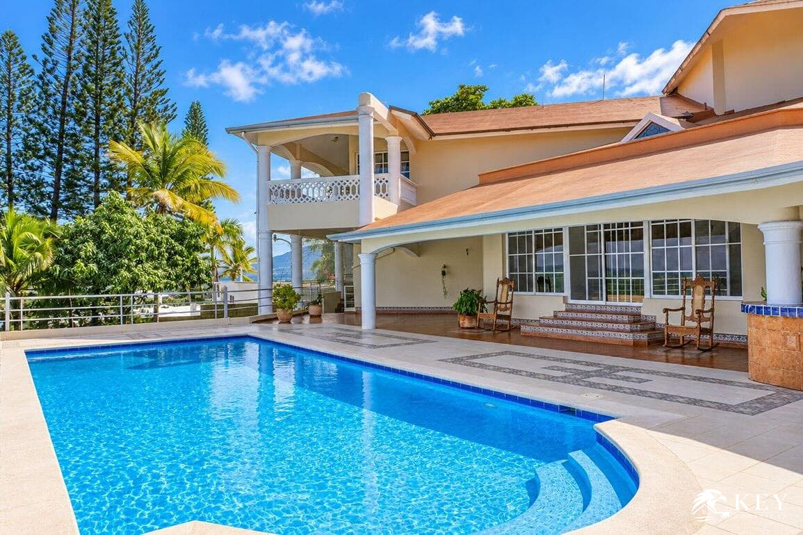 Villa de 5 Habitaciones con Vista al Mar en Cofresi, Puerto Plata — Foto 3