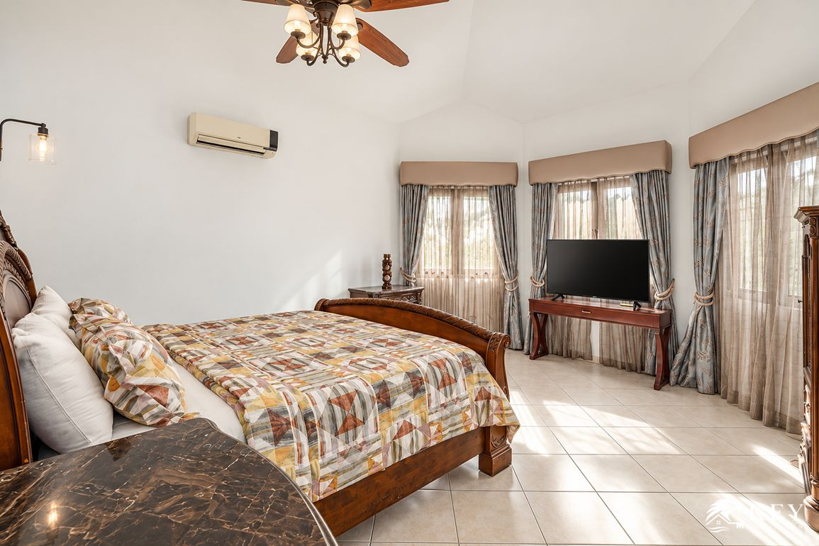 Villa de 4 Habitaciones en Venta en Lomas Mironas, Cabarete — Foto 11