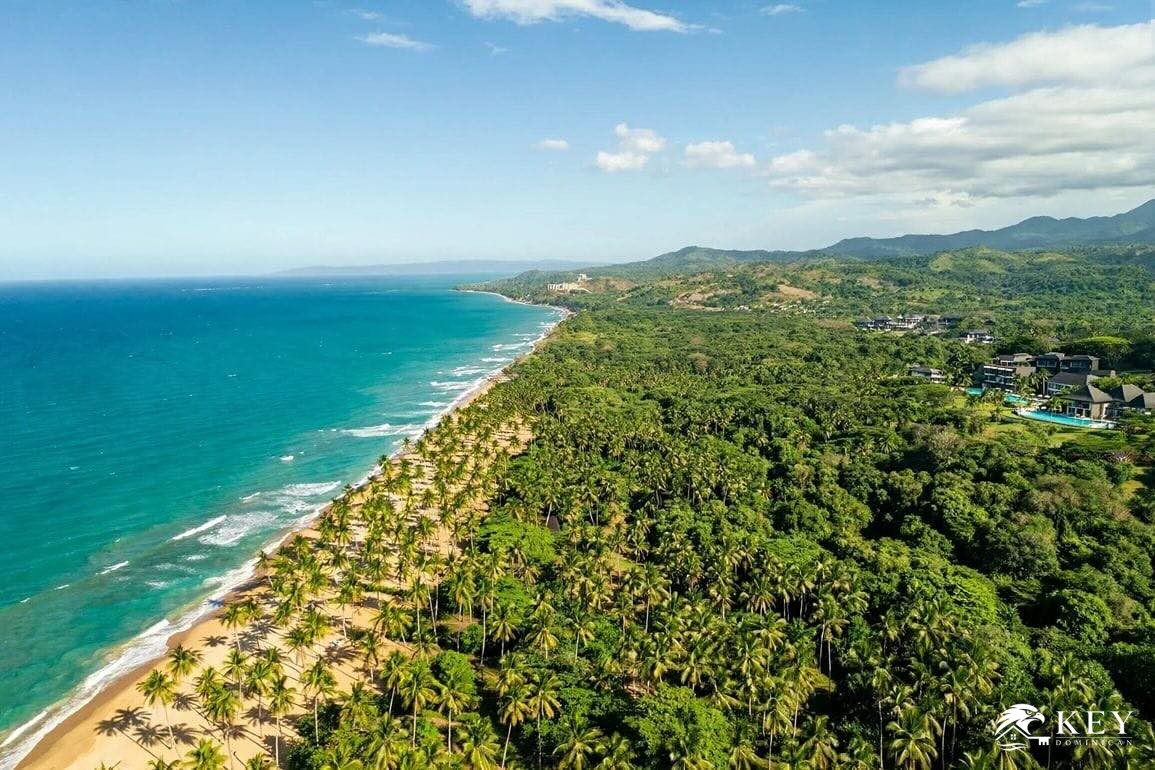 Beachfront Land for Sale in Gaspar Hernández — Photo 3